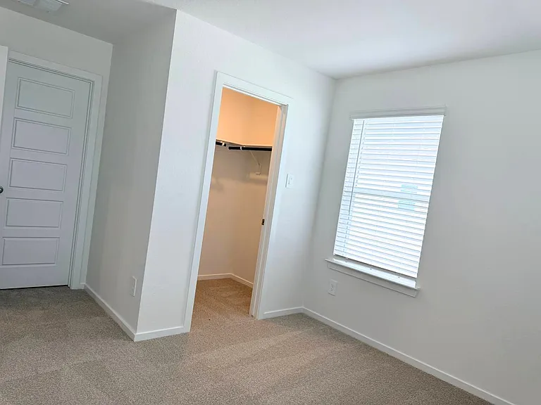 16238 Parish Pointe Ct — Photo 28