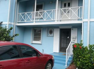 712 Rider Rd, Boynton Beach, FL 33435