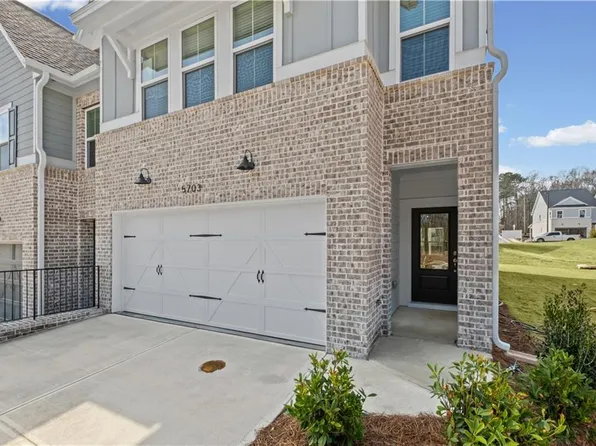 5677 Tillman Way, Powder Springs, GA 30127