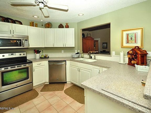 3rd image of 2412 Egrets Glade Dr