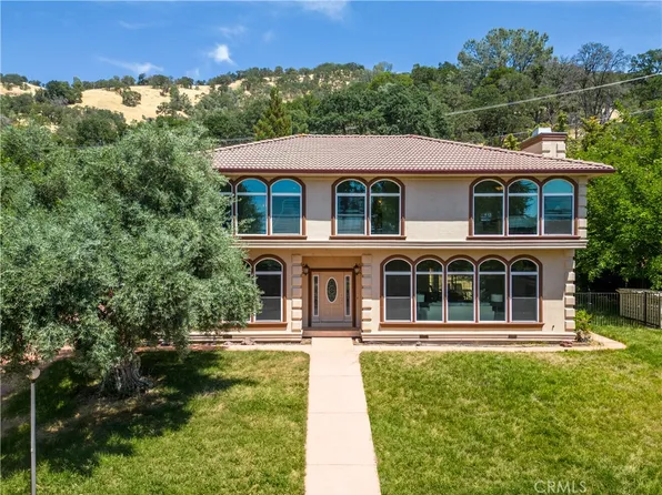 8726 Paradise Valley Blvd, Lucerne, CA 95458