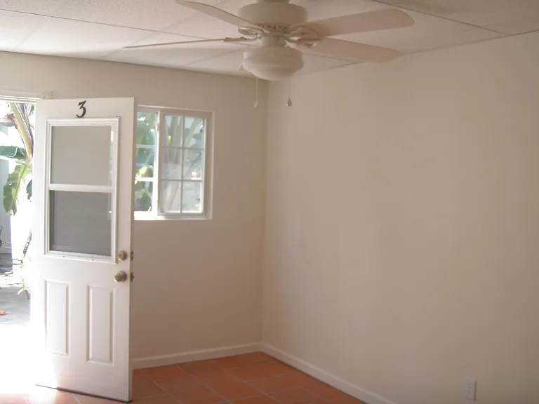 3430 Cattaraugus Ave #4 — Photo 6