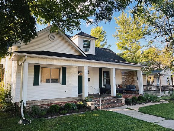 3rd image of 615 Radford Pl