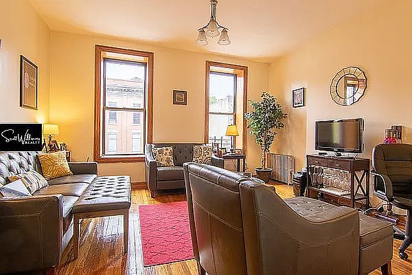 1st image of 1047A Fulton St #3