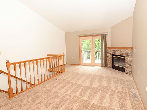Upper Living Room with Gas Fire Place