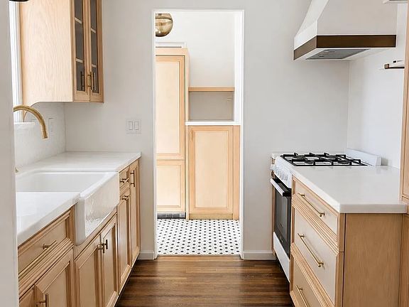 4th image of 3827 Madison Ave