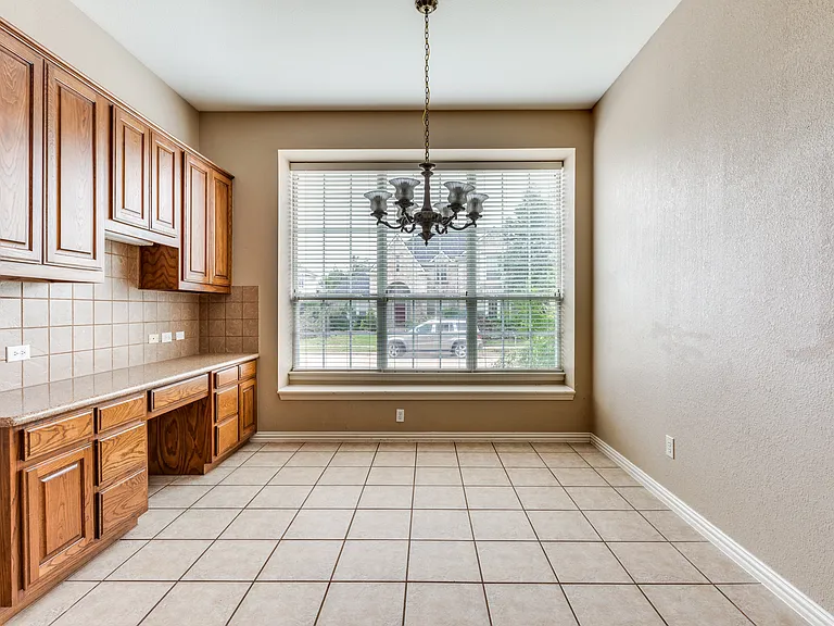 8701 Mandevilla Dr — Photo 15