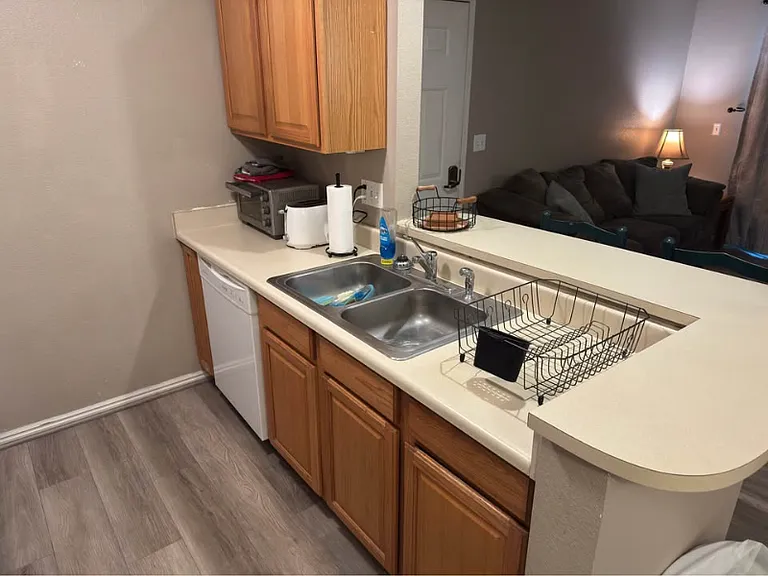 108 W Cougar Blvd #220 — Photo 5