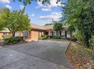 1698 Pin Oak Dr, Dalton, GA 30721