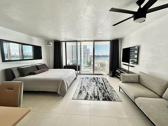 2nd image of 1200 West Ave APT 928