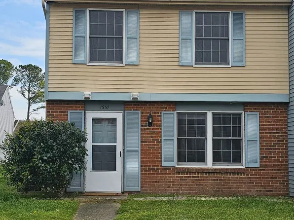 1337 Vanasse Ct, Hampton, VA 23666
