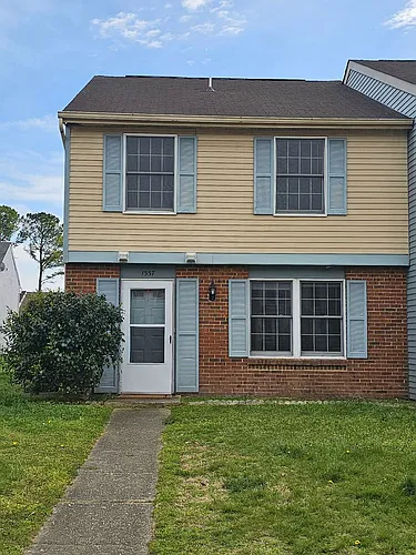 1337 Vanasse Ct Photo 1