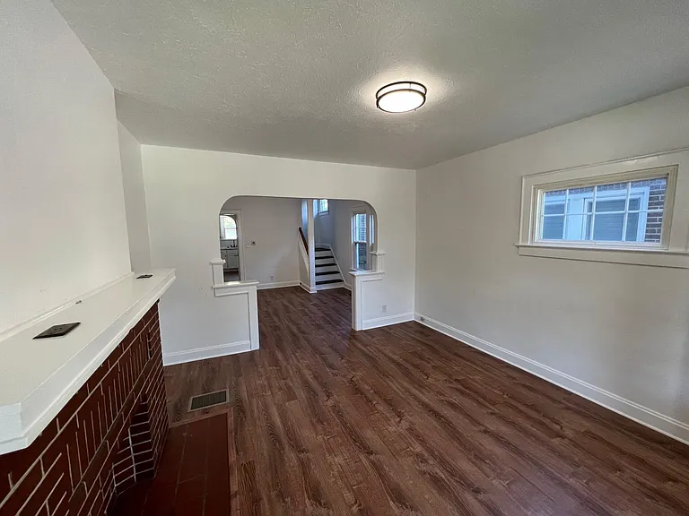 1225 S Champion Ave — Photo 5