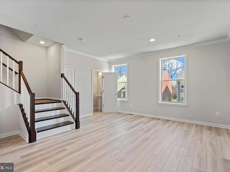 1727 Evansberry Dr — Photo 19