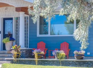 9728 141st St NW, Edmonton, AB T5N 2M7