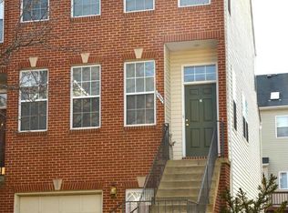 2569 James Monroe Cir, Herndon, VA 20171