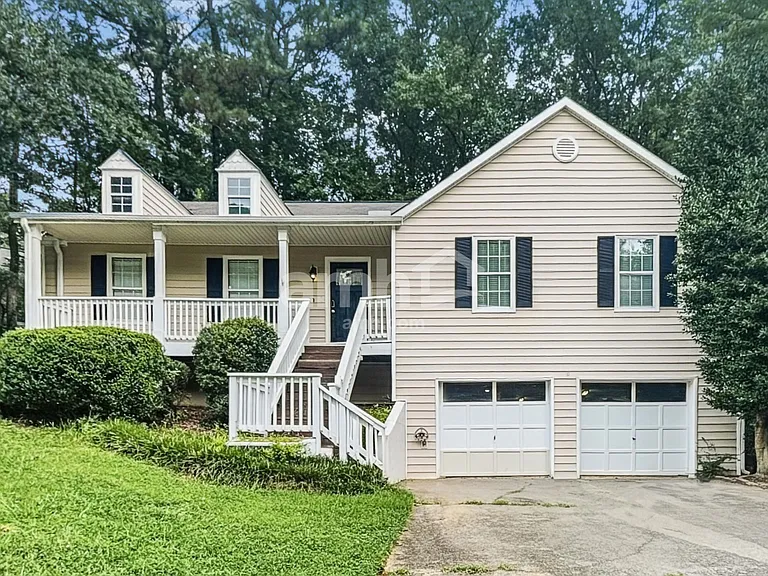 2617 Marleigh Farm Dr — Photo 1