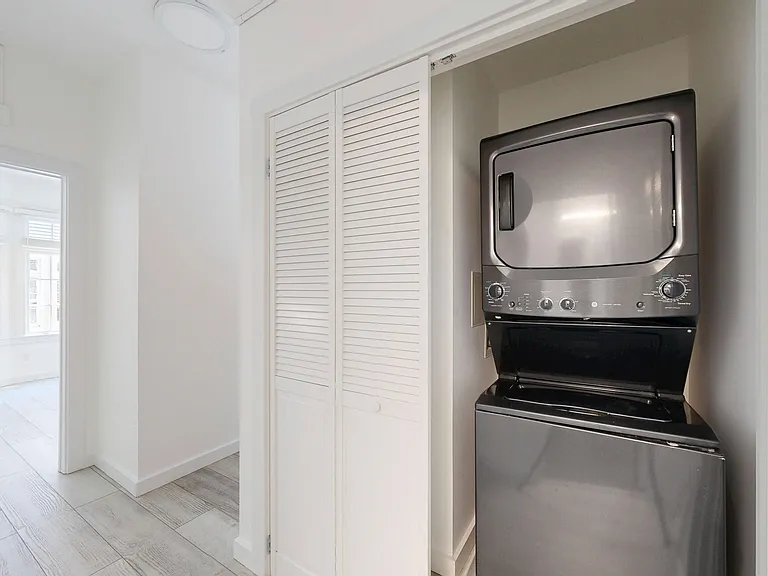 936 Hayes St #29 — Photo 3