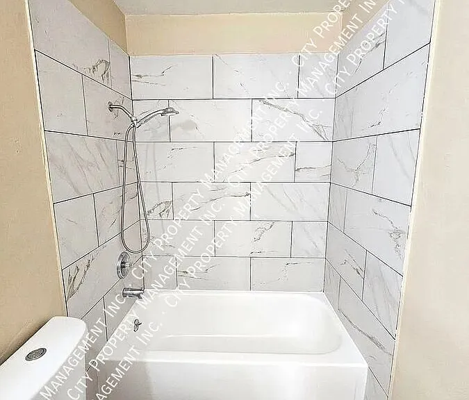 4538 Norwood St #I — Photo 7