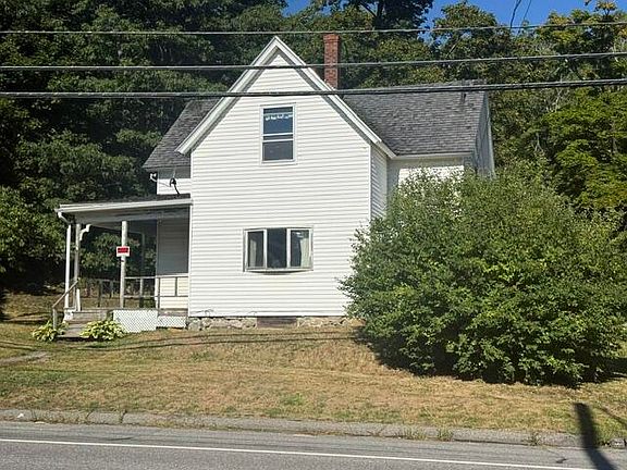 4th image of 1025 Commercial  Street