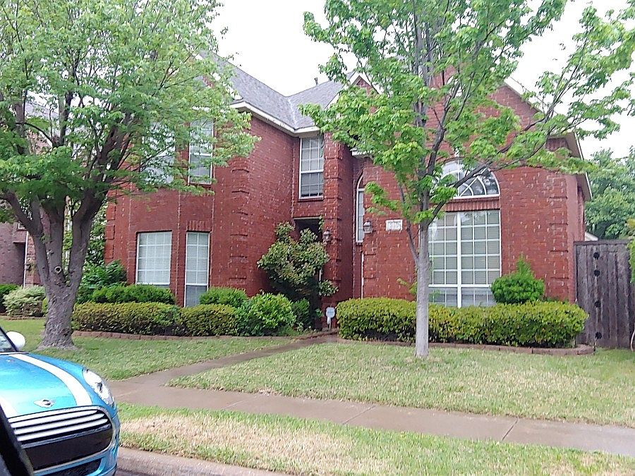 2nd image of 910 Beau Dr
