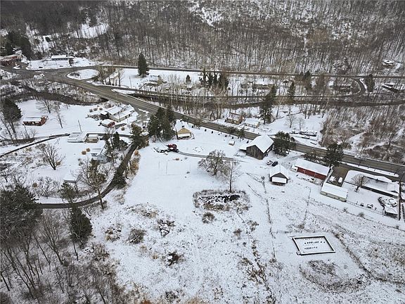 4th image of 105 Bauer Rd