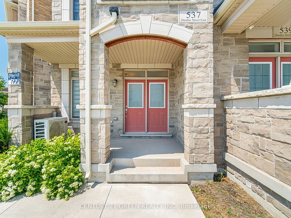 1st image of 537 Dundas St E