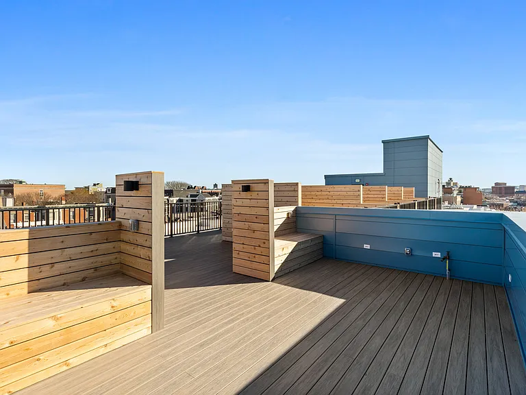 301 Border St #401 — Photo 22