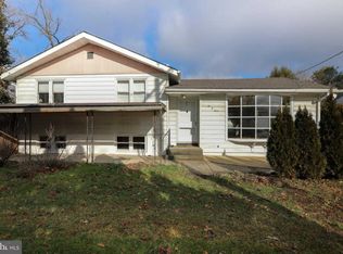 203 Almonesson Rd, Blackwood, NJ 08012