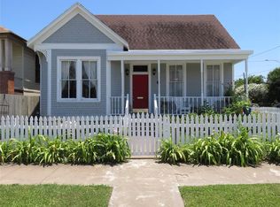 1727 Ursuline, Galveston, TX 77550
