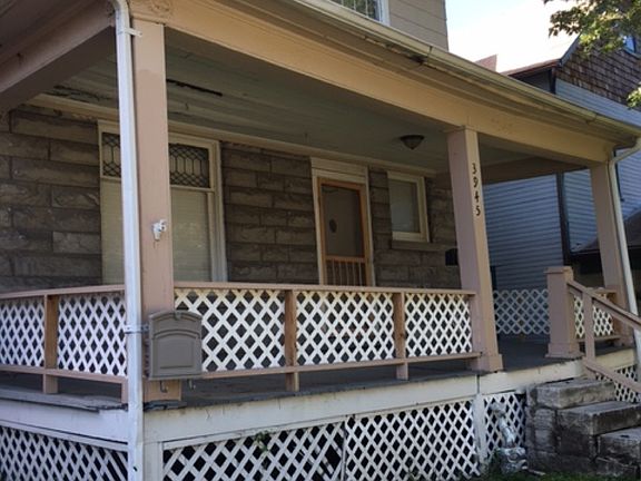 2nd image of 3945 Saint John Ave #0