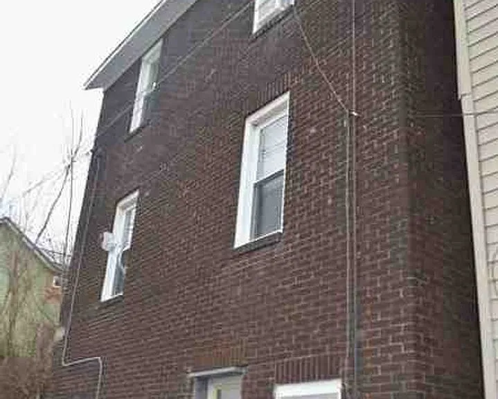 1111 Locust St — Photo 5
