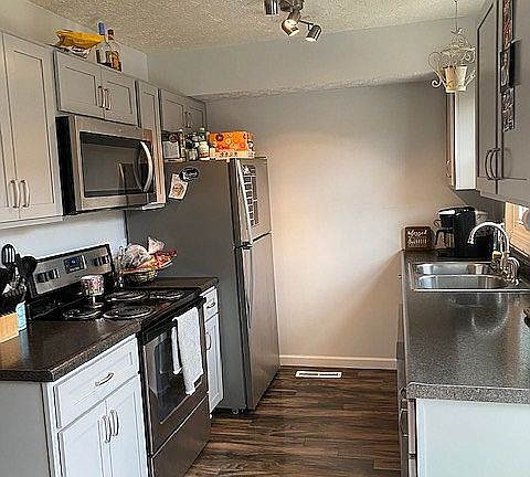 5th image of 1865 Stanhope Dr APT 3