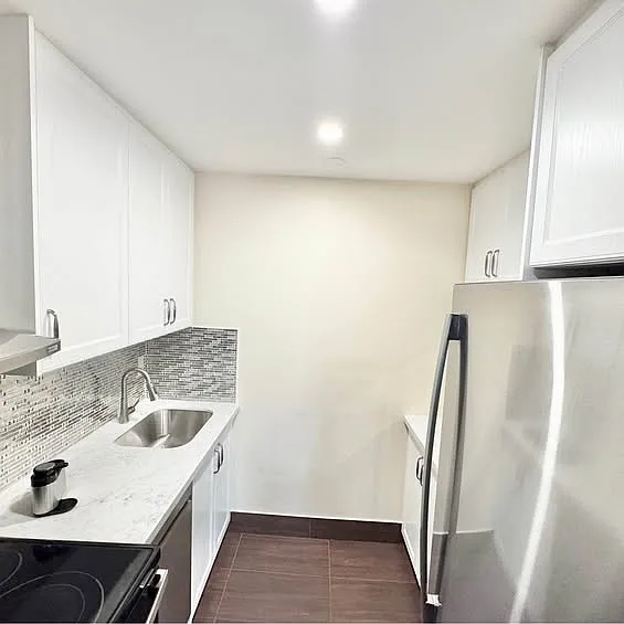 3025 The Credit Woodlands #233 — Photo 14