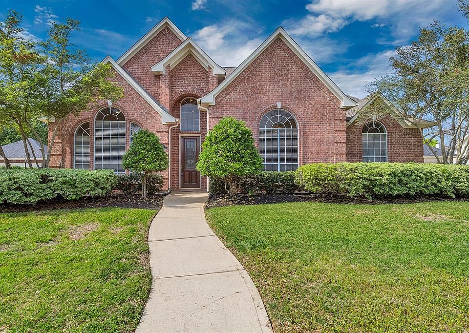1st image of 2115 S Pecan Trail Dr