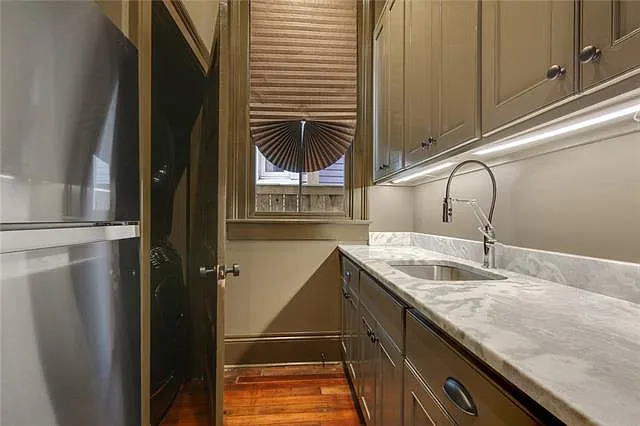 3439 Baronne St — Photo 11