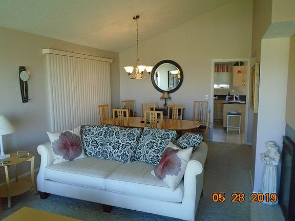 4th image of 421 6th Ave SE