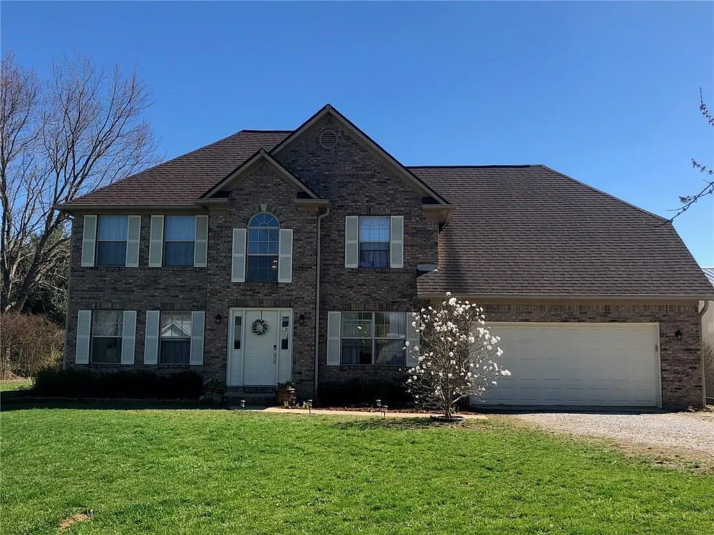 624 N County Road 450 E photo 1