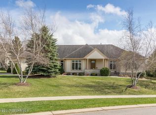 2828 Fox Chase Ln SW, Rochester, MN 55902