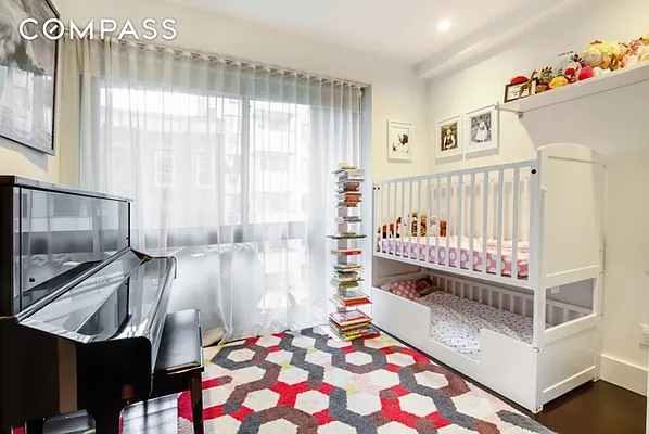 Rented by Compass | media 40