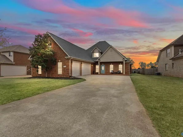 25826 Summerwood Dr, Madison, AL 35756