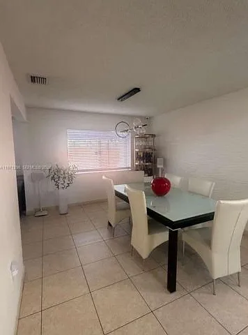 10863 NW 53rd Ln — Photo 10