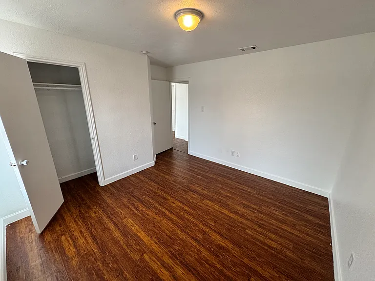 781 Pierre Ln — Photo 20