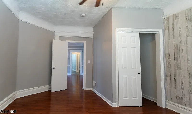 3 bed, 2.0 bath, $2,300 — Photo 4
