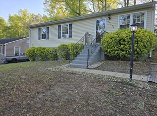 15802 Gary Ave, Chester, VA 23831