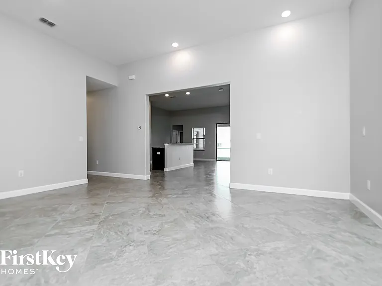 12016 Cinnamon Fern Dr — Photo 3