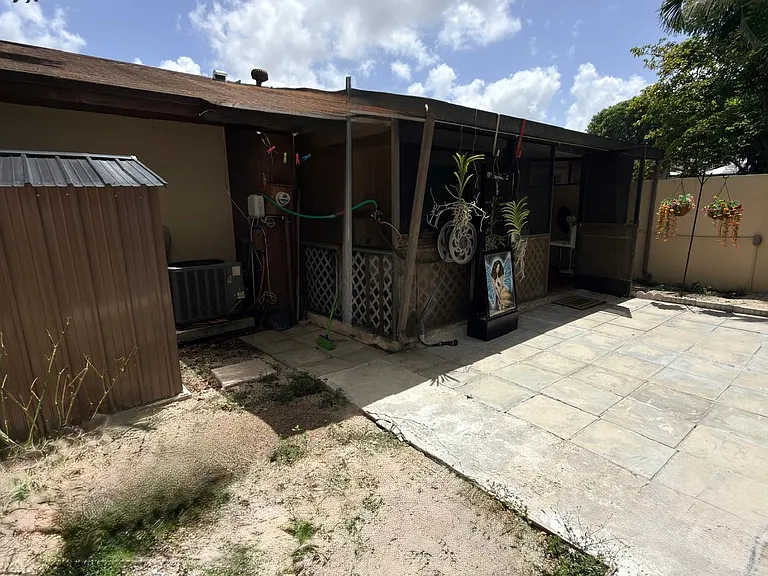 5302 SW 138th Pl — Photo 20