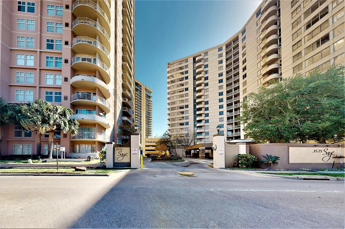 Building Photo - 3525 Sage Rd #1404
