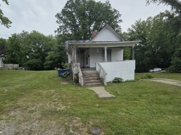 214-216 N 7th St, Mount Vernon, IL 62864