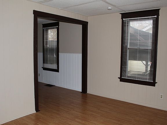 2nd image of 9116 Argyle Ave